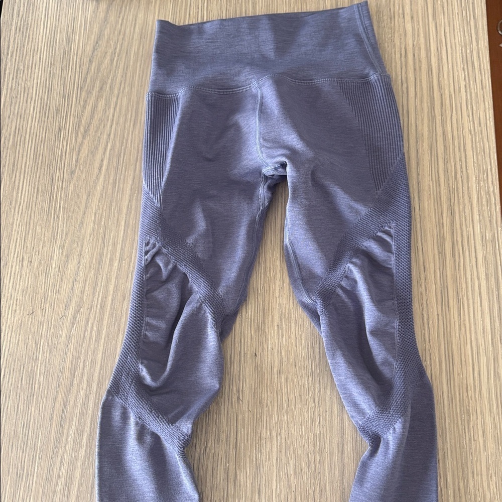 Alphalete High Rise Training Leggings Light Blue Ribbed Side Panels Size Small - Picture 2 of 7